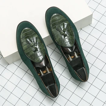Новые Мужские лоферы зеленого цвета, Коричневые, черные, с кисточками, без застежки, с круглым носком, мужская Официальная обувь, Бесплатная доставка, Размер 38-48, мужская обувь